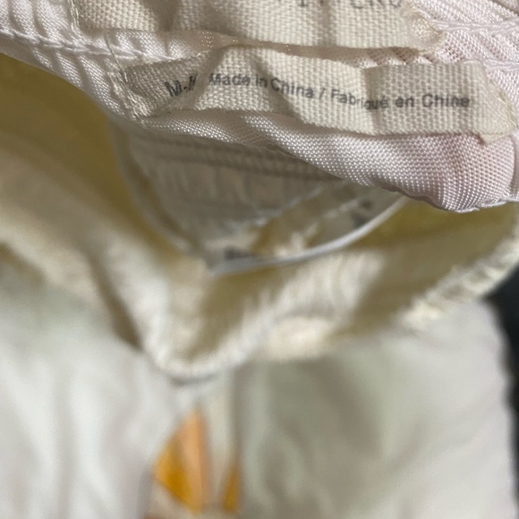 Sold - Picture 4 of 5